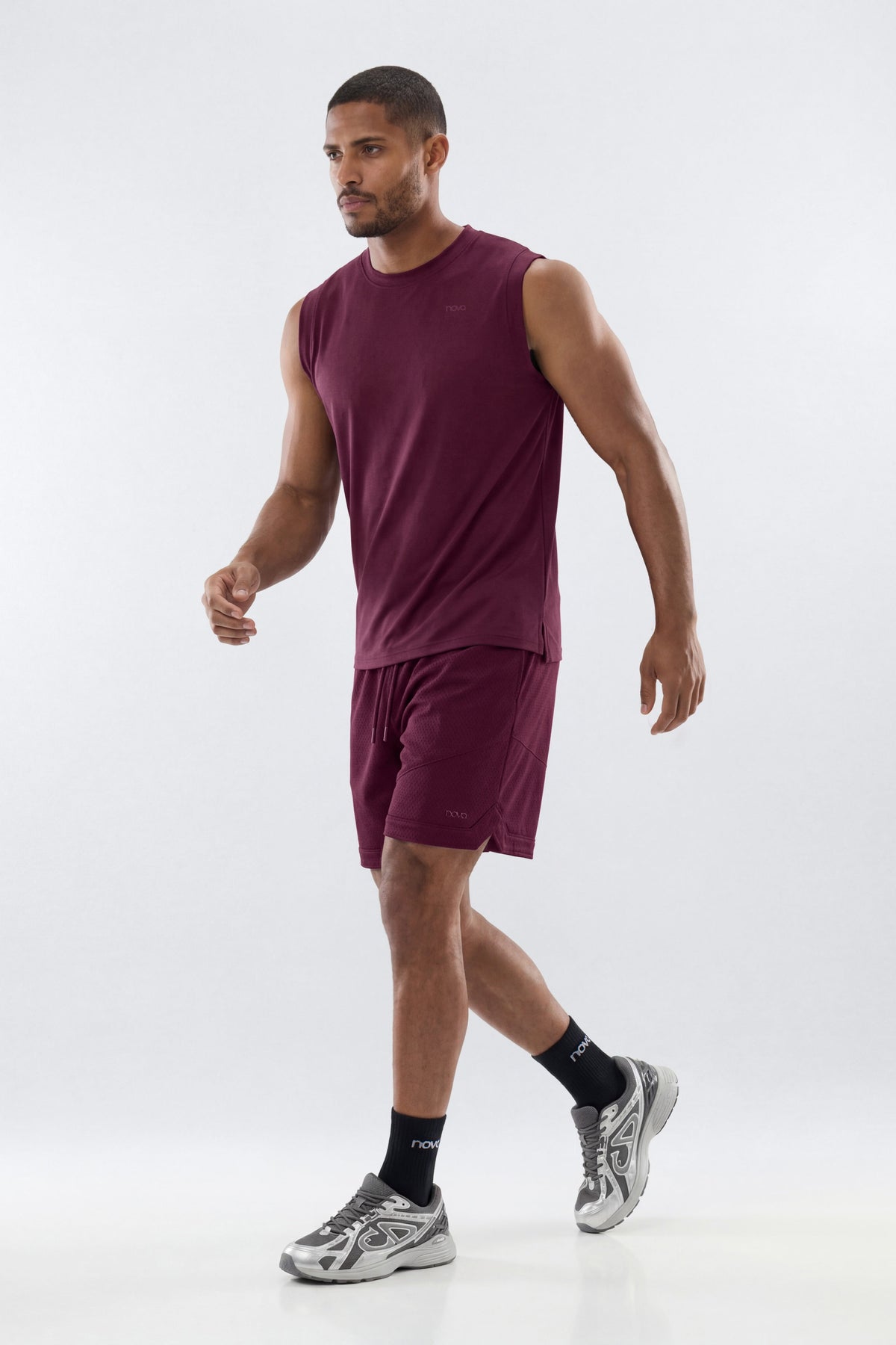 Athletic Mesh 7″ Basketball Shorts - Merlot image 1