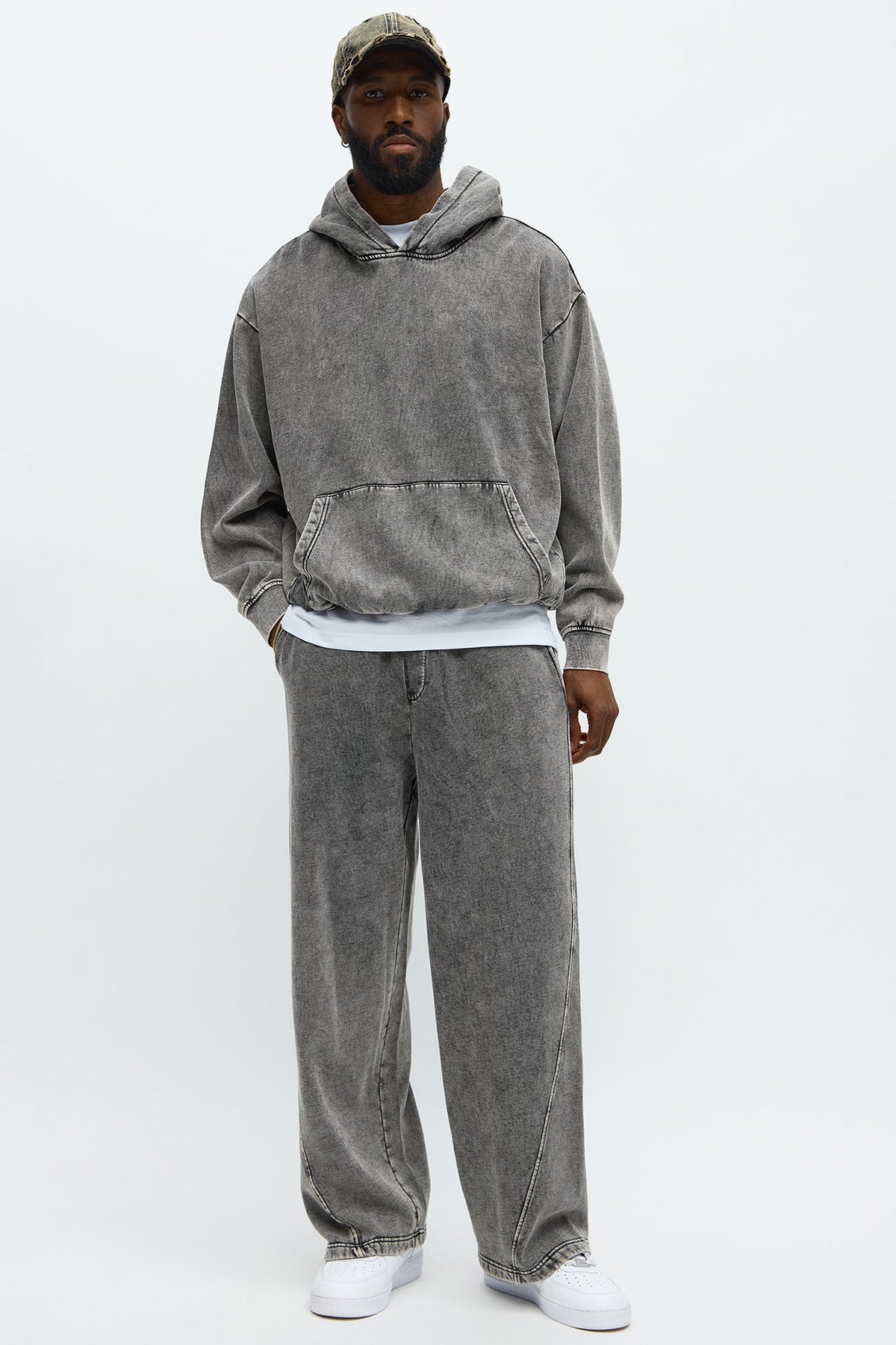 Can't Fade Me Sweatpant - Grey image 1