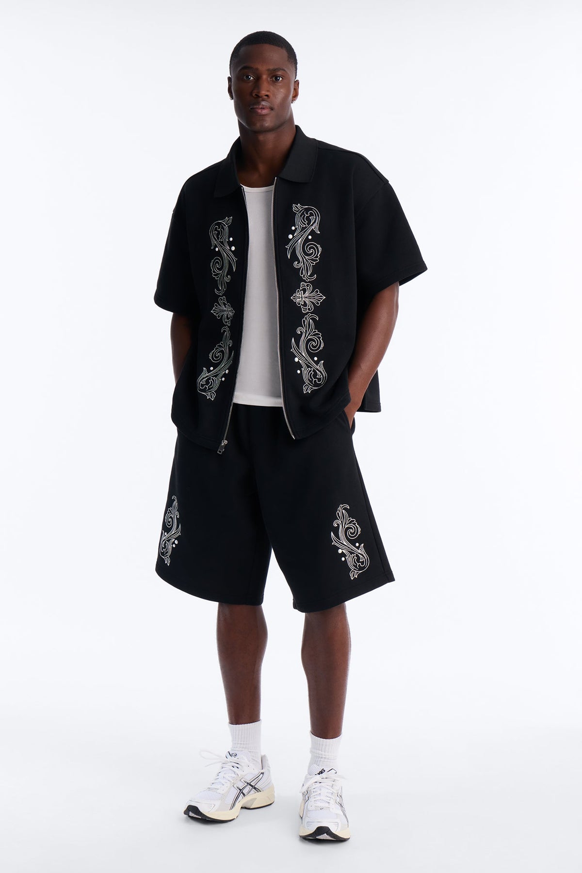 Royalty Pearl Embroidered Baggy Sweatshort - Black image 1