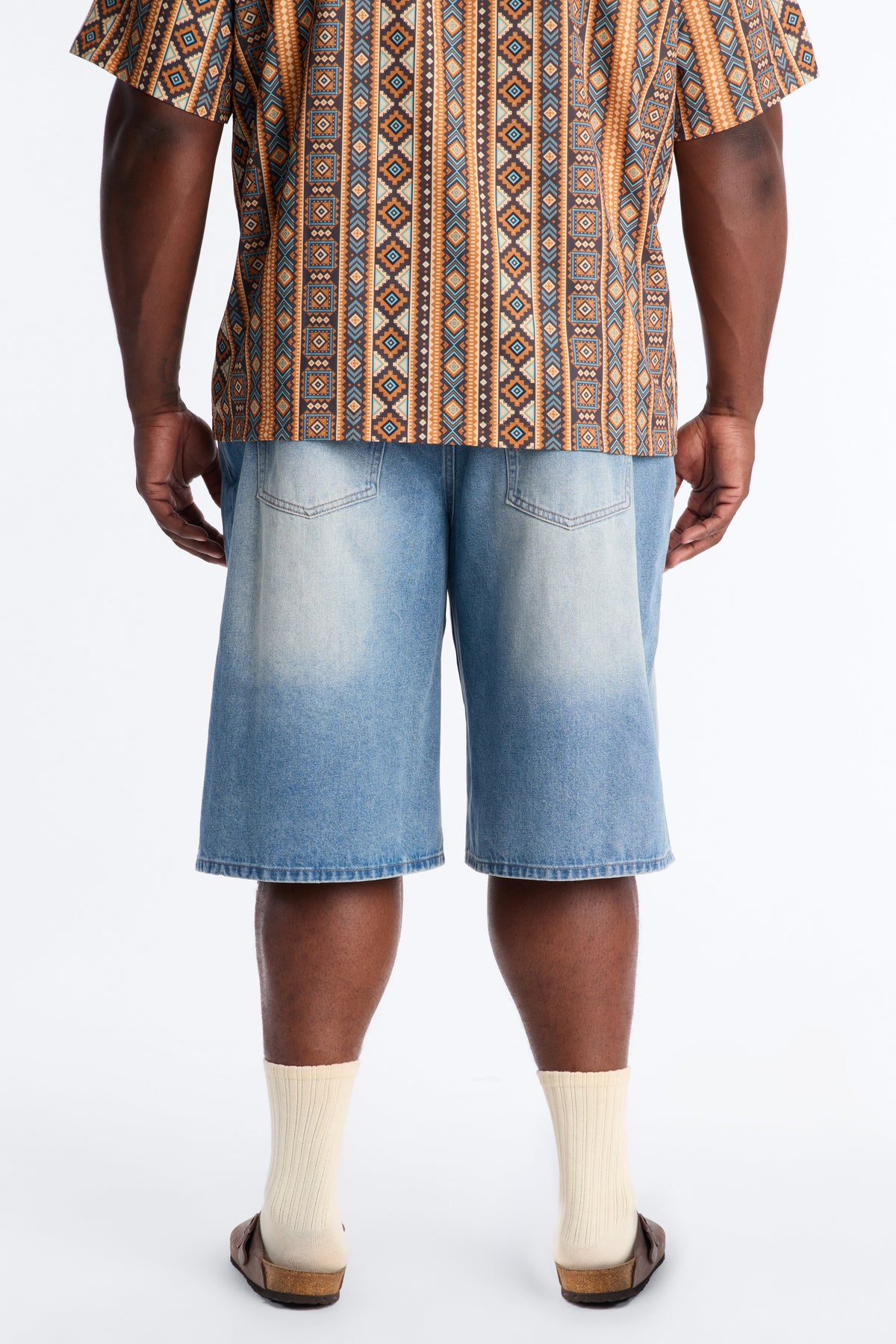 Baggy On the Go Denim Short - Light Blue Wash image 3