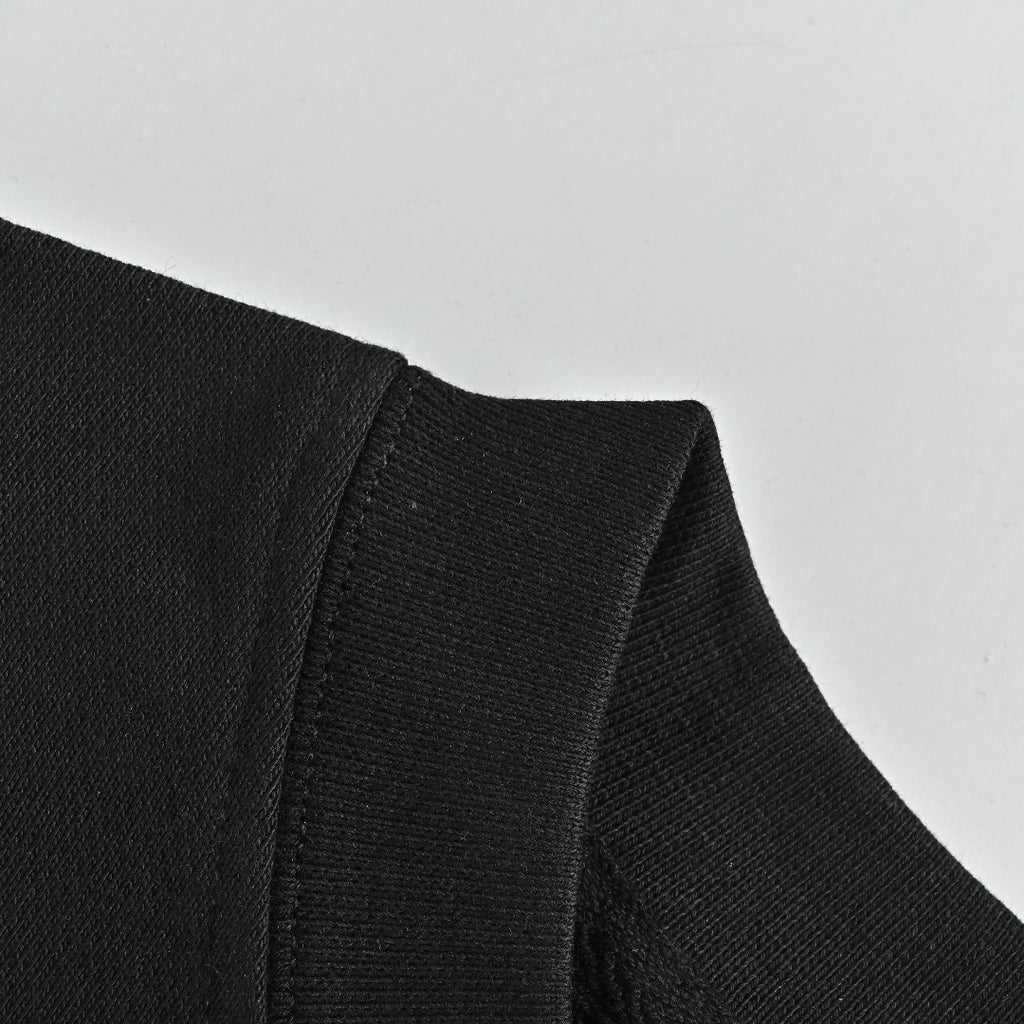Moncler 2026 Spring/Summer Black Crewneck Sweatshirt with Curved Logo Lettering