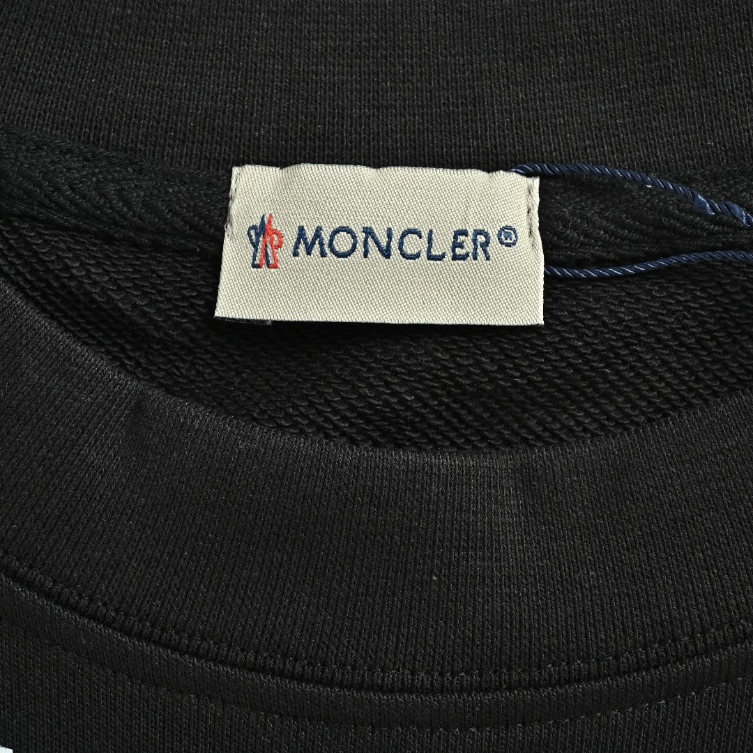 Moncler 2026 Spring/Summer Black Crewneck Sweatshirt with Curved Logo Lettering
