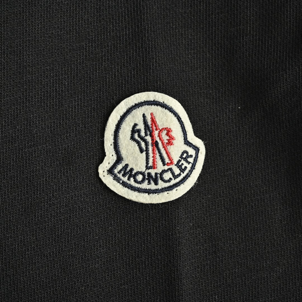 Moncler 2026 Spring/Summer Black Crewneck Sweatshirt with Curved Logo Lettering
