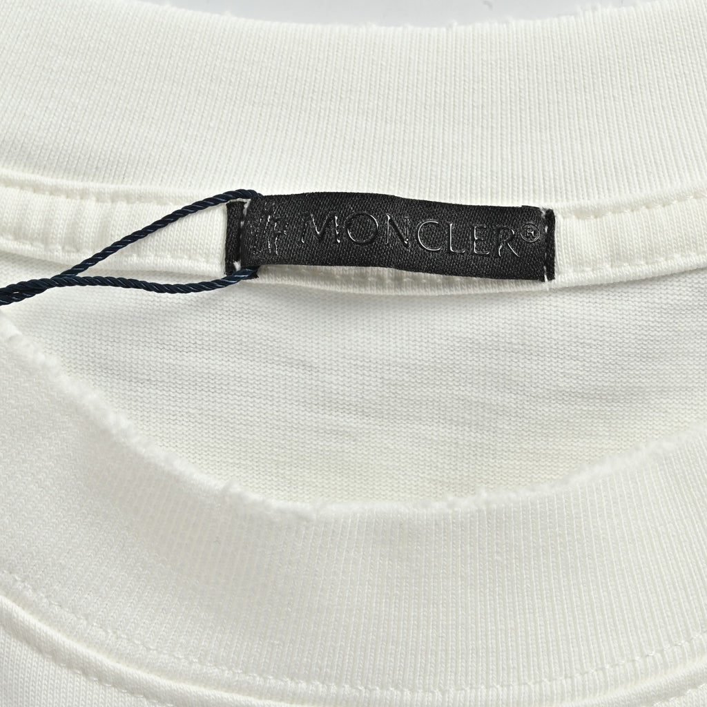 Moncler 2026 Spring/Summer White T-Shirt with Front and Back Embroidered Patches