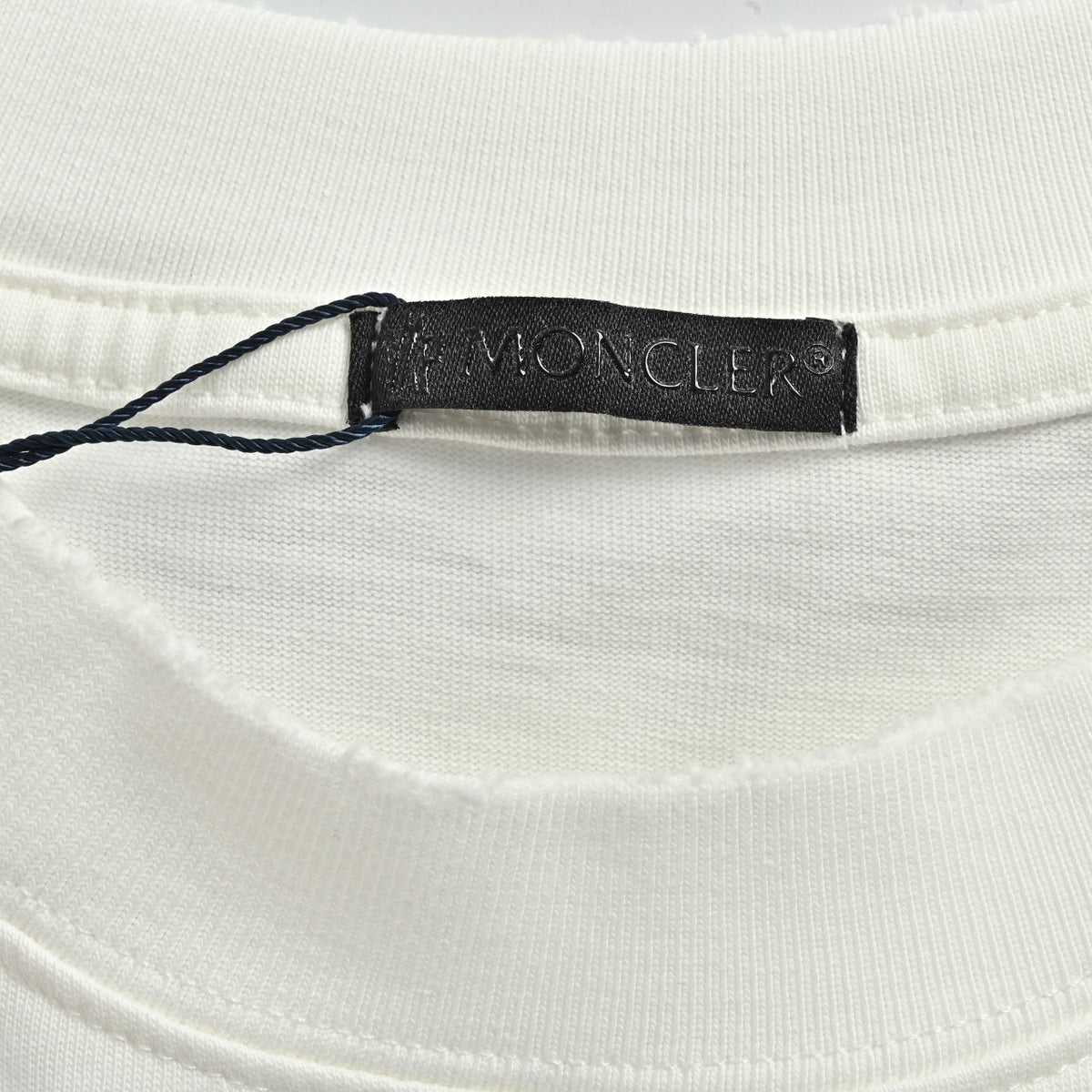 Moncler 2026 Spring/Summer White T-Shirt with Front and Back Embroidered Patches
