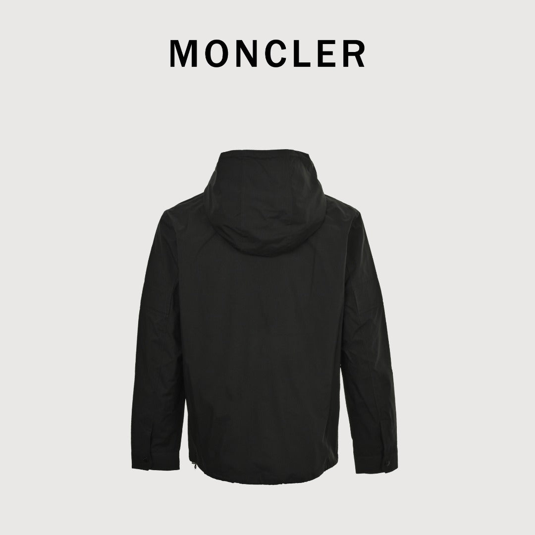 Moncler 2025 Fall/Winter Black Crewneck Sweatshirt with Three-Part Logo