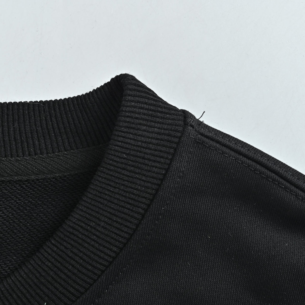 Louis Vuitton 2025 Fall/Winter Black Crewneck Sweatshirt with Silicone Logo