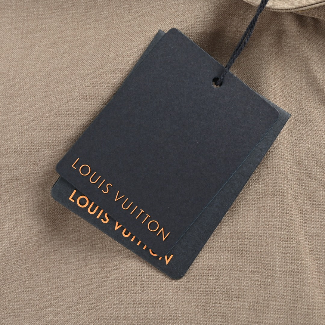 Louis Vuitton 2025 Fall/Winter Khaki Wool Zip Jacket with Fold-Over Collar