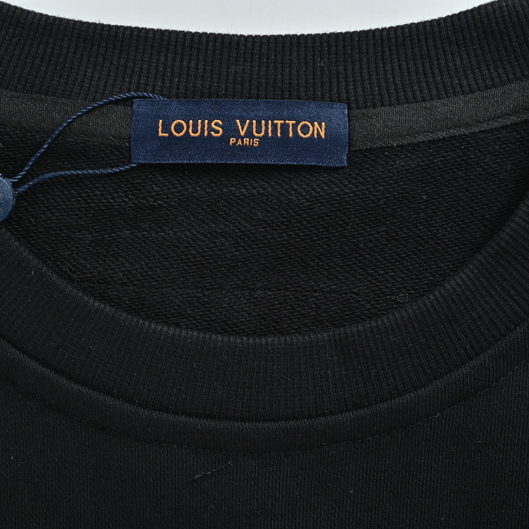 Louis Vuitton 2025 Fall/Winter Black LV Lovers Crewneck Sweatshirt