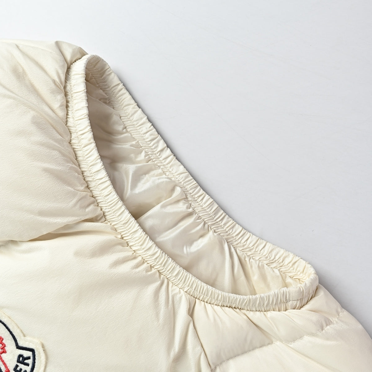 Moncler Alma Large-Logo Quilted Down Vest | Ivory