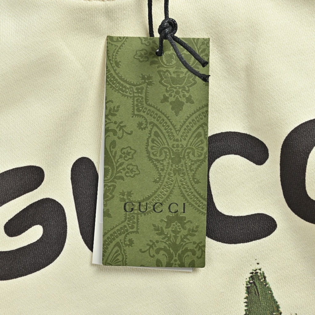 Gucci Cartoon-Cat Graphic Logo Crewneck Sweatshirt | Ivory