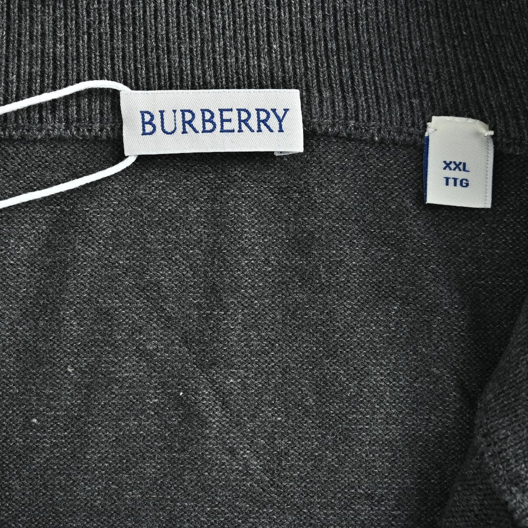 Burberry Check-Shoulder Half-Zip Cashmere Sweater in Gray