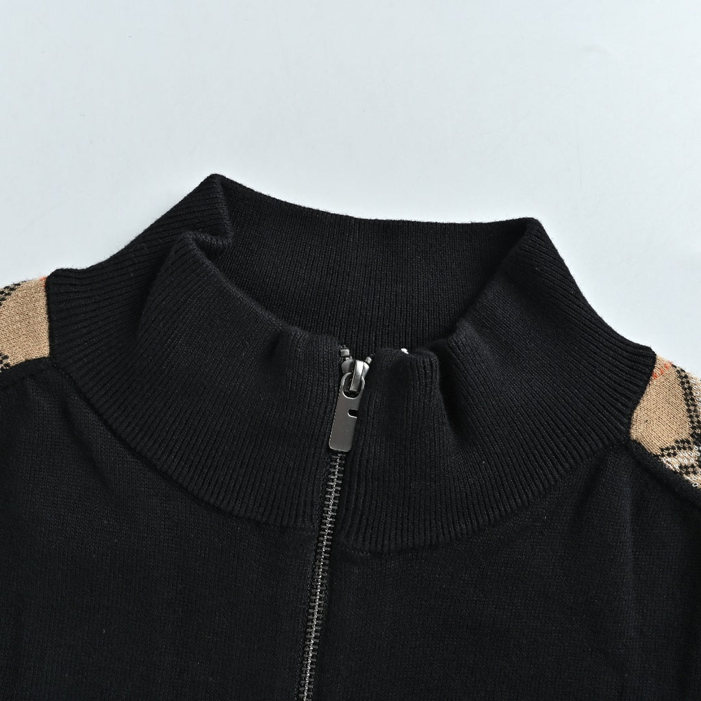 Burberry Check-Shoulder Half-Zip Cashmere Sweater in Black