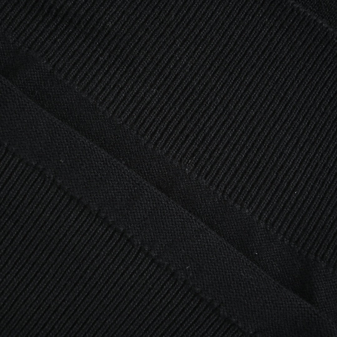 Burberry Check-Shoulder Half-Zip Cashmere Sweater in Black