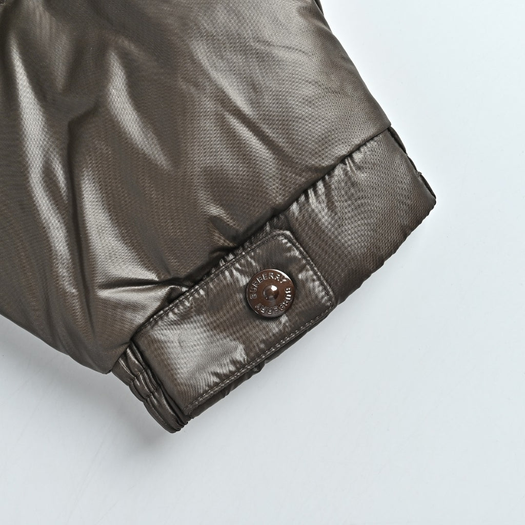Burberry Sleeve-Logo Hooded Down Puffer Jacket in Dark Olive