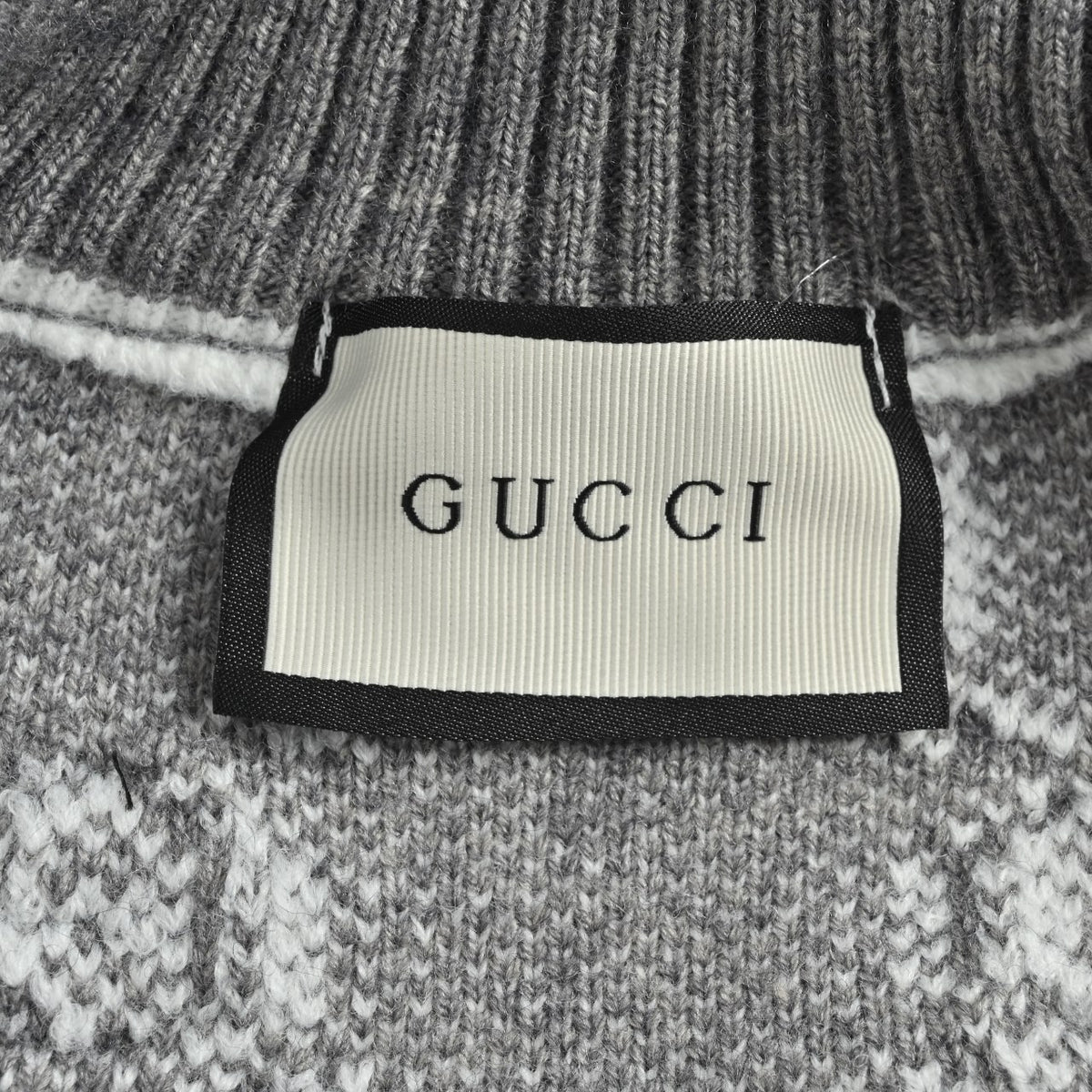 Gucci GG Jacquard Stand-Collar Zip-Up Cardigan in Grey