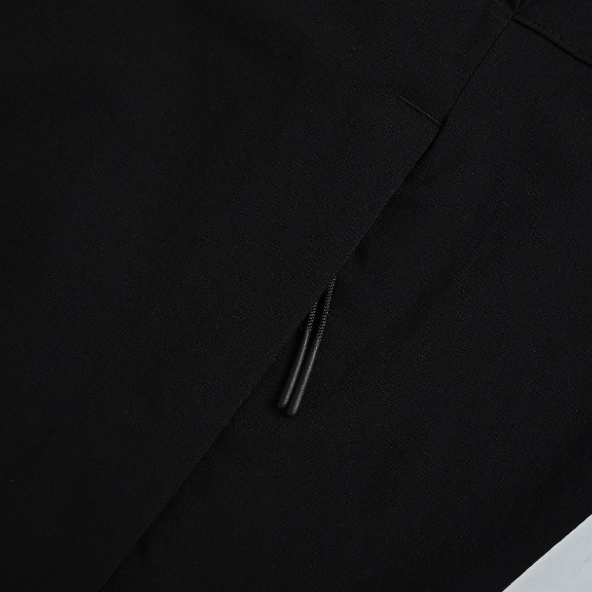 lululemon Sojourn Stretch Zip-Up Jacket in Black