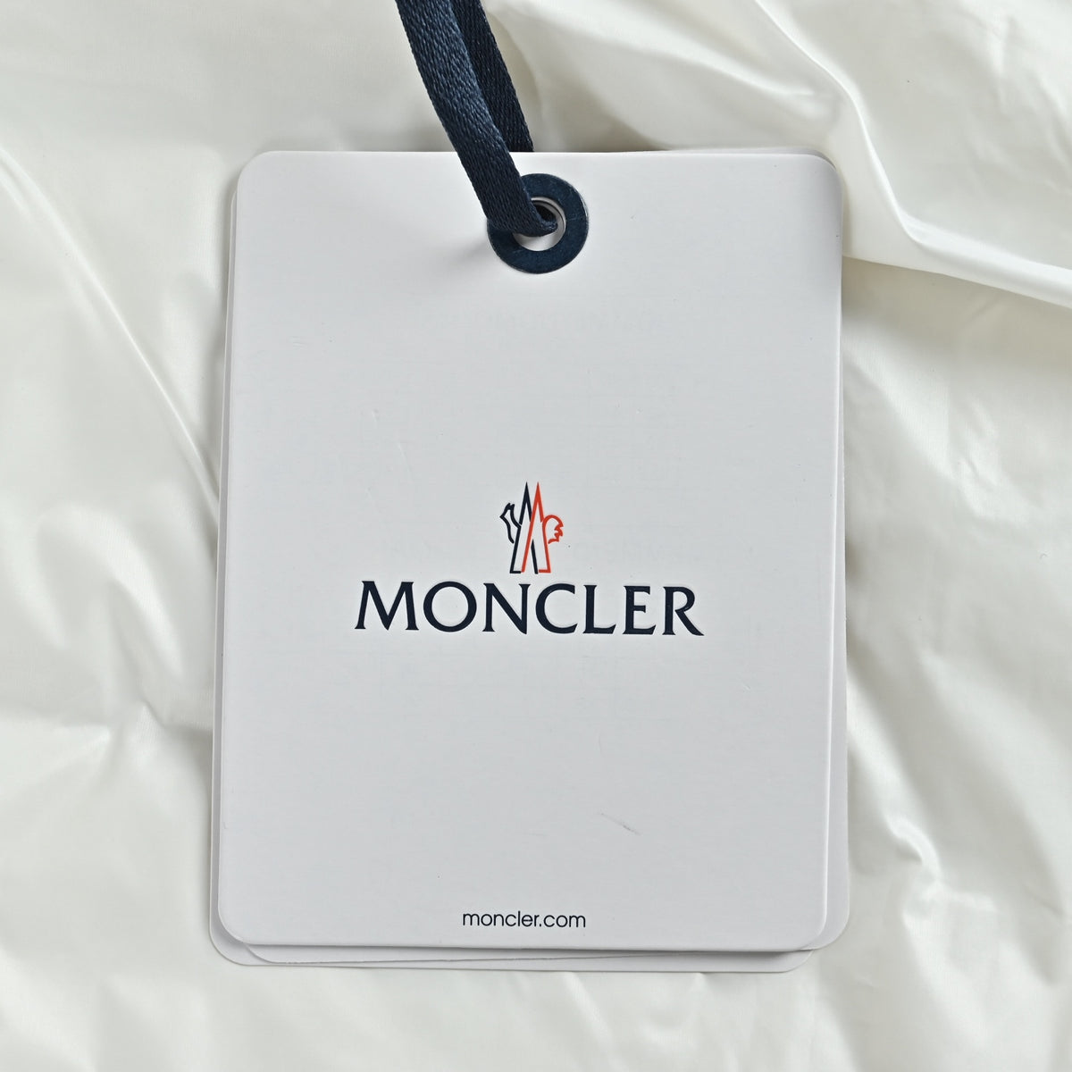 Moncler Classic Stand-Collar Down Vest in White